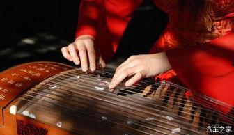 阿瓦达啃大瓜古筝老师,传承古韵，演绎东方之美